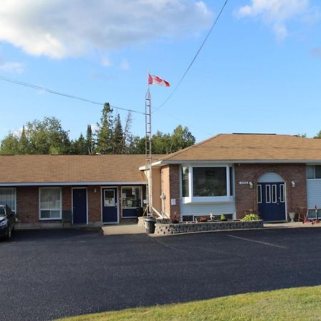 Two Rivers Motel Mattawa Exterior foto